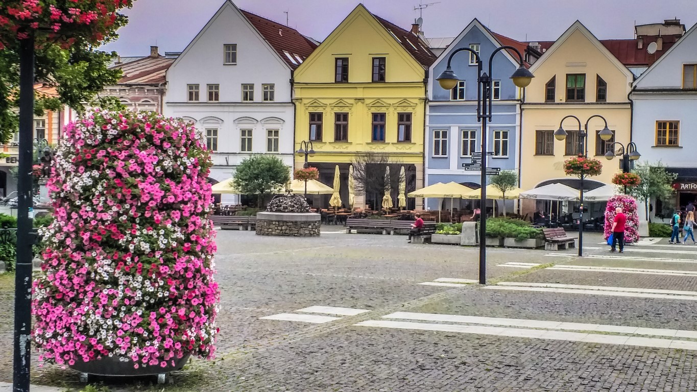 YLINA słowacja wieże kwiatowe kwietniki miejskie mała architektura terra 15