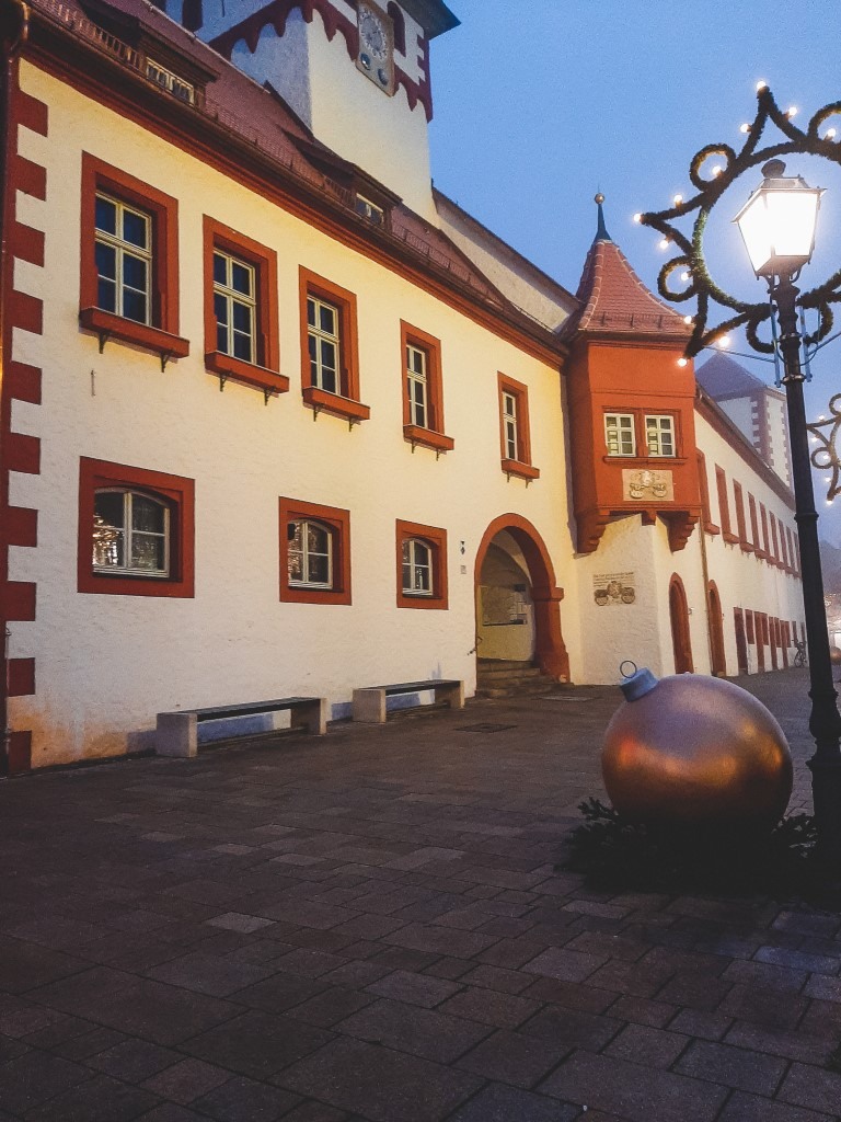 Stadt Marktredwitz duze bombki swiateczne dekoracje miejskie terrachristmas 8